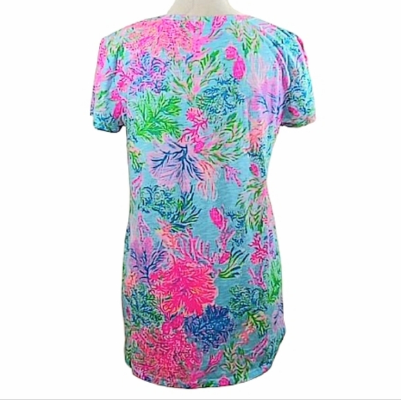 Lilly Pulitzer Etta V-neck Top in Celestial Blue Cay To My Heart - Picture 9 of 11